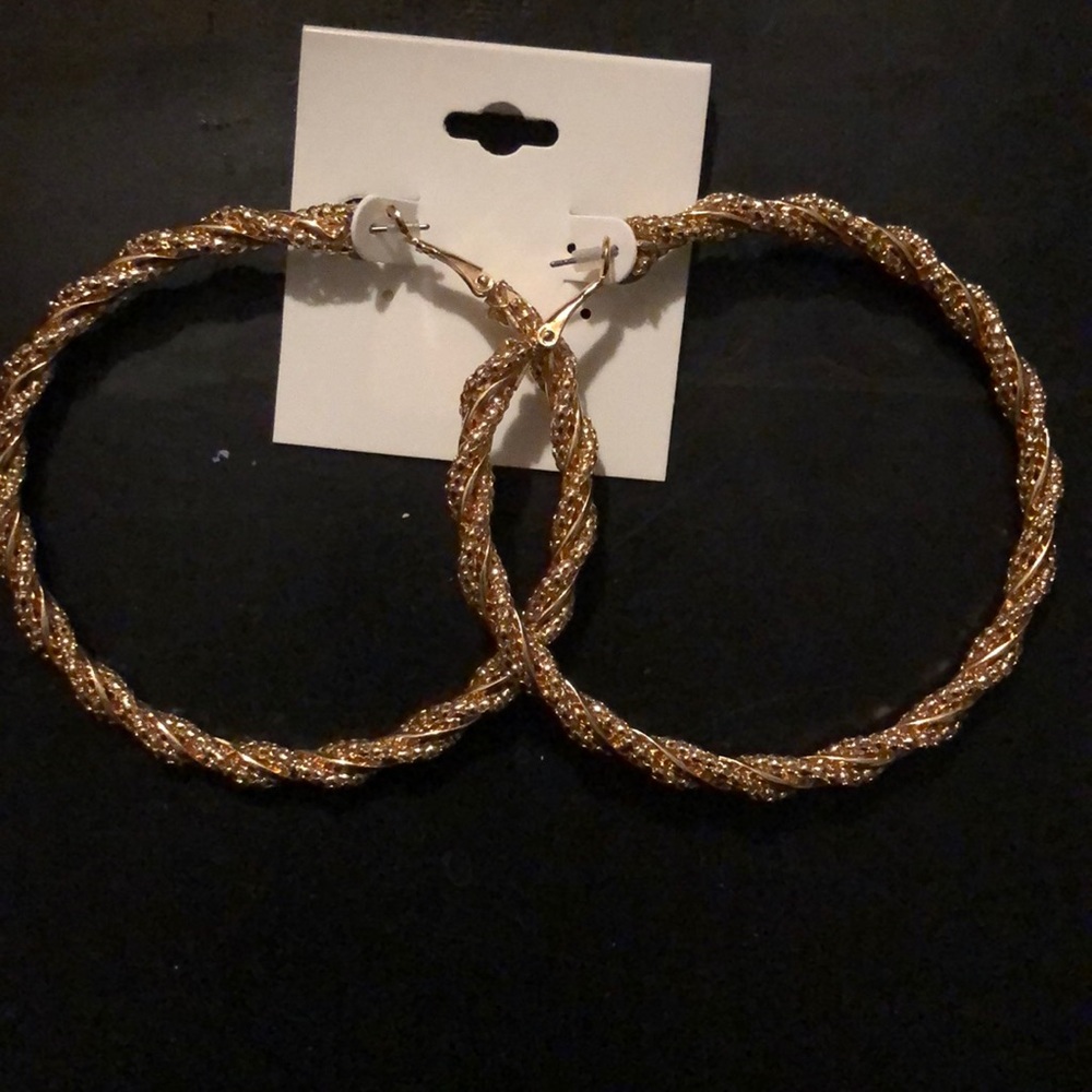 Large Twisted Hoops Gold